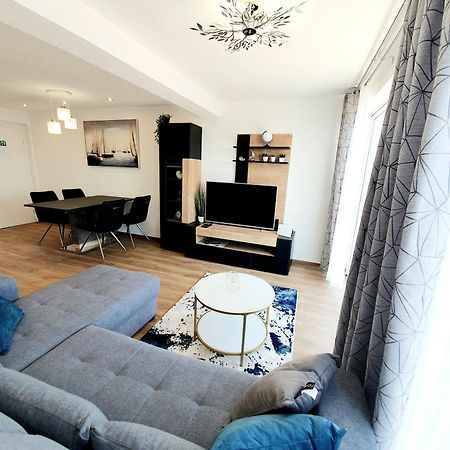 White House Apartments ดูกีรัท ภายนอก รูปภาพ