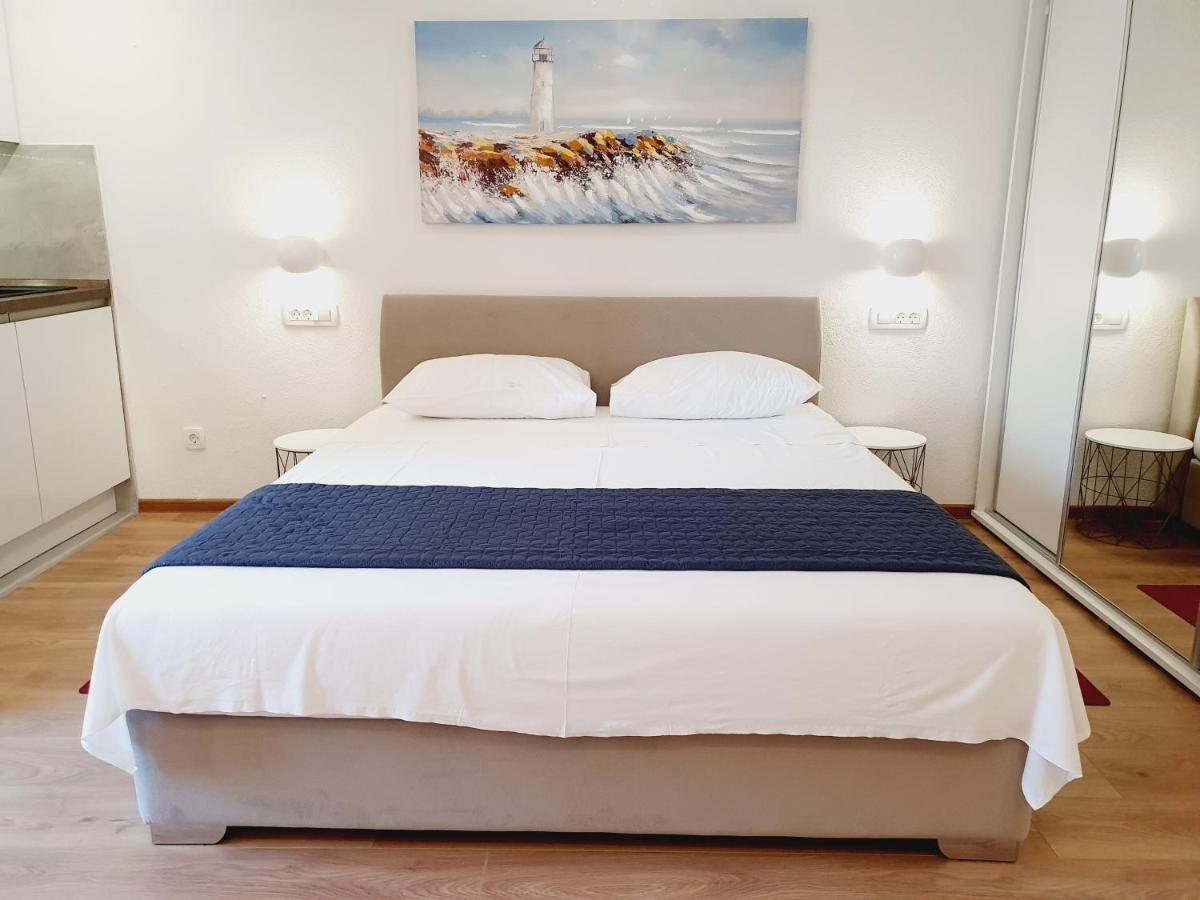 White House Apartments ดูกีรัท ภายนอก รูปภาพ
