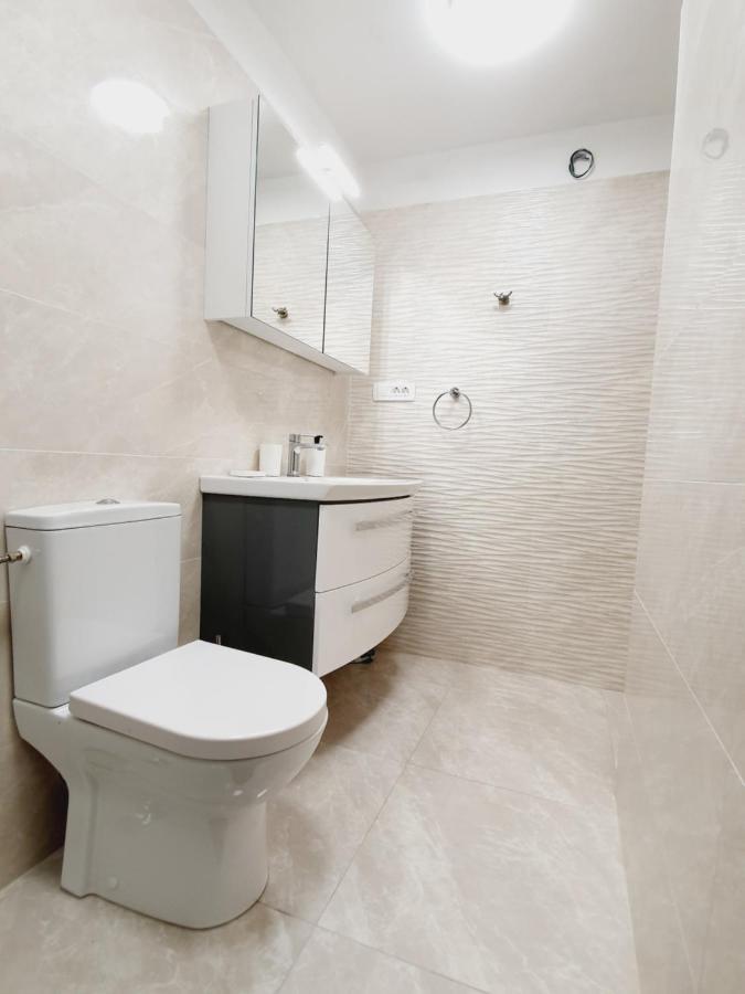 White House Apartments ดูกีรัท ภายนอก รูปภาพ